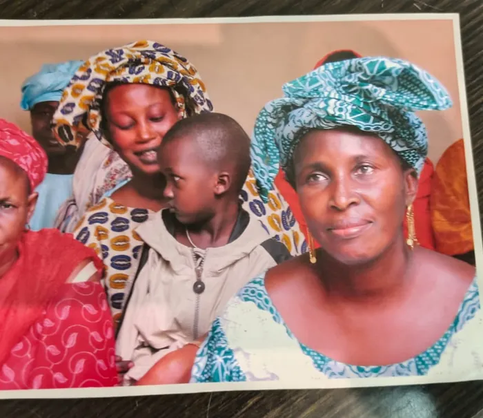 Femmes et enfants — archives AFELP